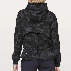 Lululemon Pack it Up Jacket in Incognito